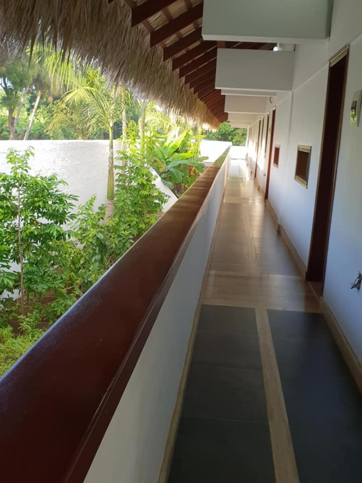 Oasi Encantada - Beach Resort Barahona Екстериор снимка